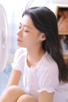 年轻的老师3在线完整视频